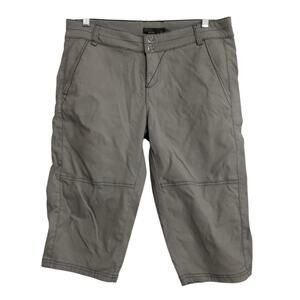 Prana Nylon Blend Charcoal Dark Gray Water Repellant Cargo Style Capri Pants